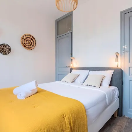 4-bedroom House Centre, Near The Metro + Car Park 4*