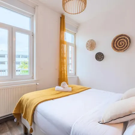 4-bedroom House Centre, Near The Metro + Car Park 4*